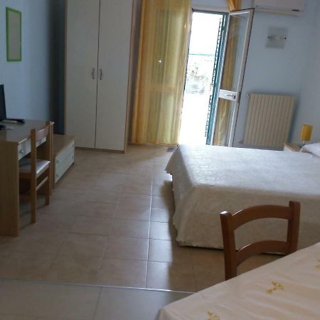 B&B Delia Trecastagni Exterior foto